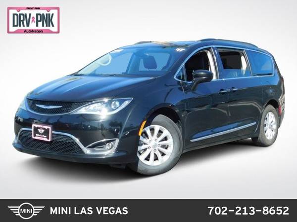 2017 Chrysler Pacifica Touring-L SKU:HR747543 Regular for sale in Las Vegas, NV
