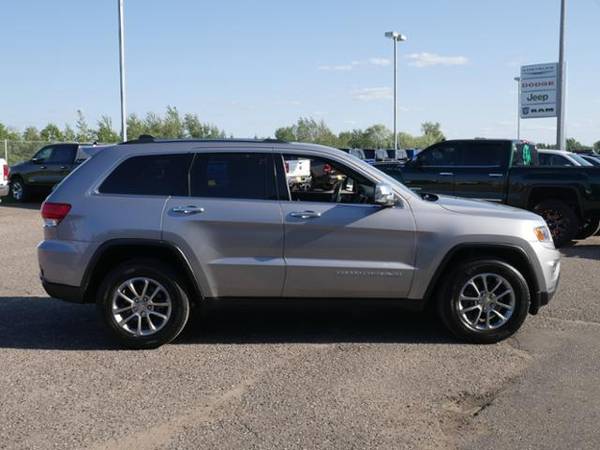 2016 Jeep Grand Cherokee Limited for sale in Cambridge, MN – photo 12