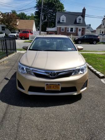 2012 toyota camry LE (like new) for sale in Hempstead, NY