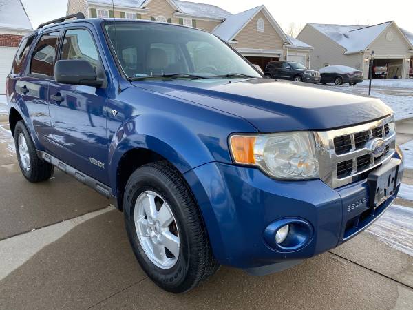 2009 Ford Escape XLT - 4WD - New Tires - 147,000 Miles - cars &... for sale in Barberton, OH – photo 3