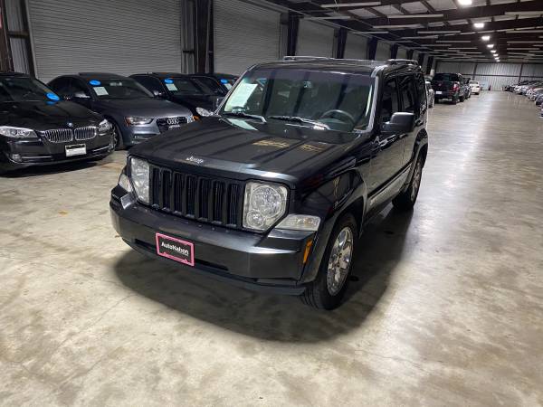 2012 Jeep Liberty 4X4 - cars & trucks - by owner - vehicle... for sale in Houston, TX