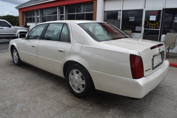 2003 CADILLAC DEVILLE WITH NICE LEATHER AND 139,000 MILES 4.6 V8 -... for sale in Greensboro, NC – photo 3