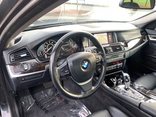 2015 BMW 528xi AWD - - by dealer - vehicle automotive for sale in Malden, MA – photo 17