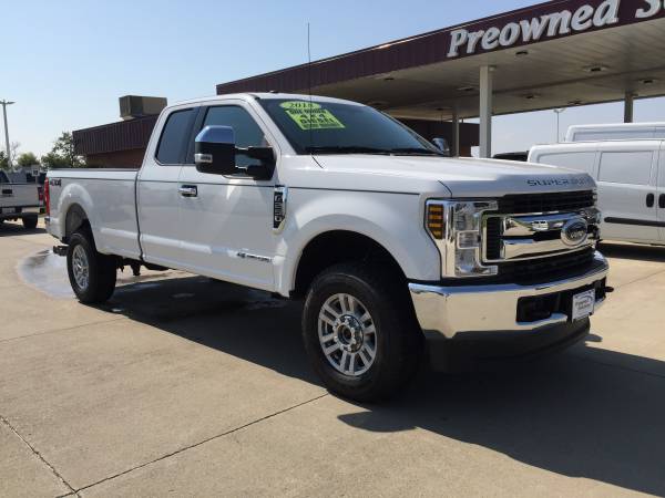 2018 FORD F250 SUPER DUTY 4X4 DIESEL TRUCK-EXCELLENT CONDITION! for sale in URBANDALE, IA – photo 2