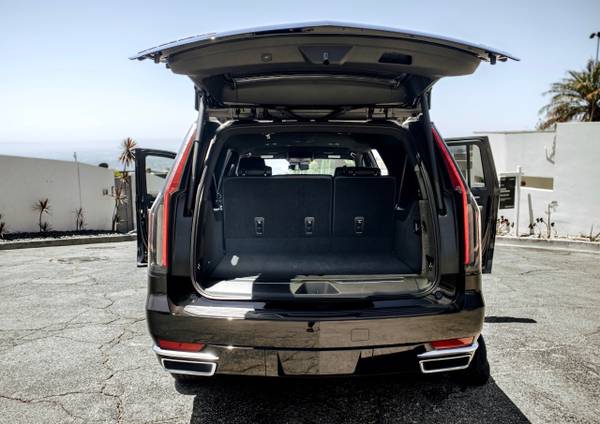 2022 Cadillac Escalade ESV 2WD Luxury - - by dealer for sale in Studio City, CA – photo 13