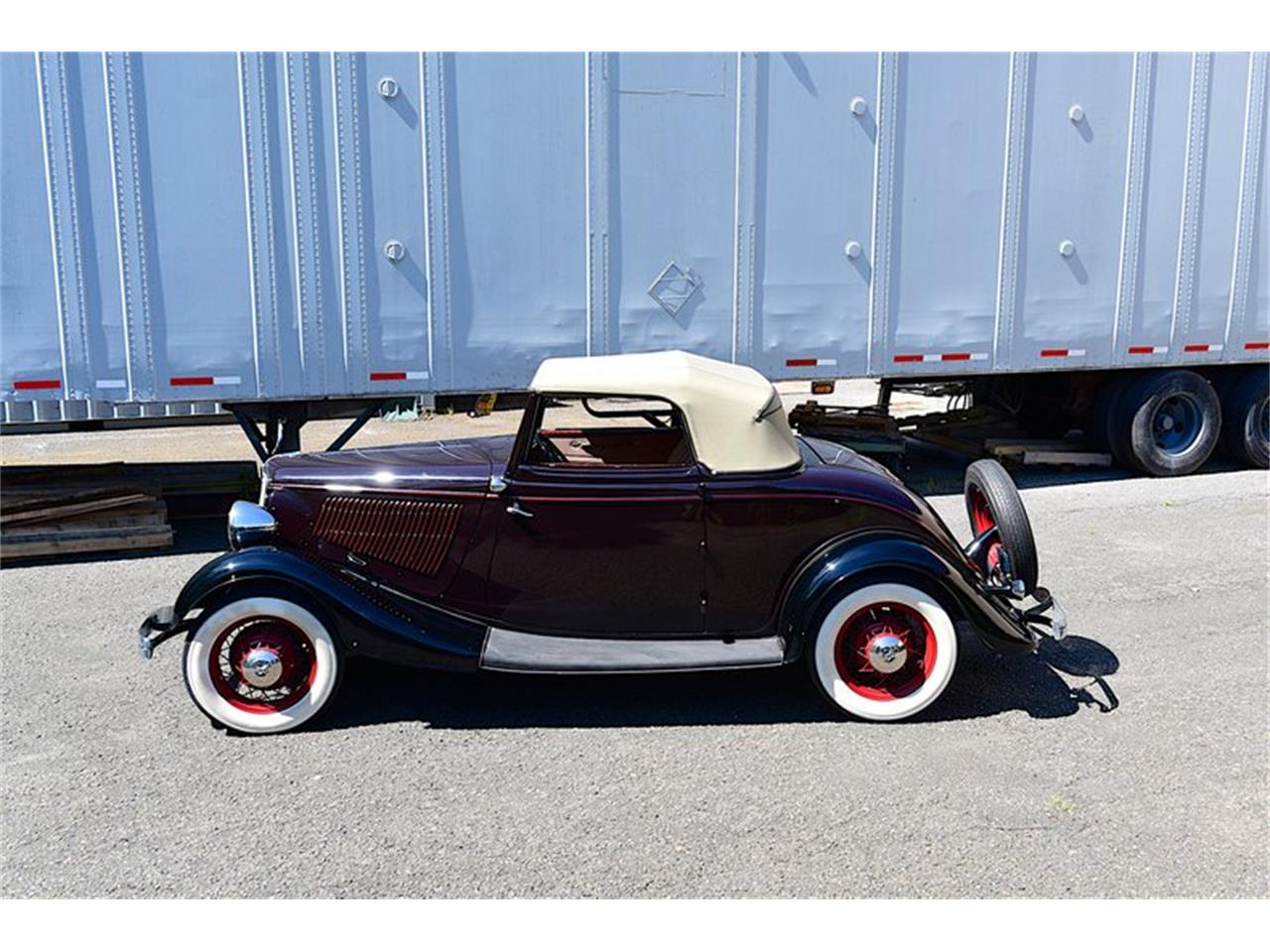 For Sale at Auction: 1933 Ford Deluxe for sale in Saratoga Springs, NY – photo 3