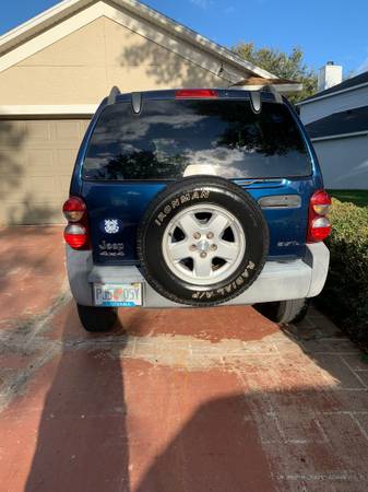 ***MUST SELL 2005 JEEP LIBERTY 4x4 LIMITED $2500 O.B.O.*** - cars &... for sale in Clermont, FL – photo 3