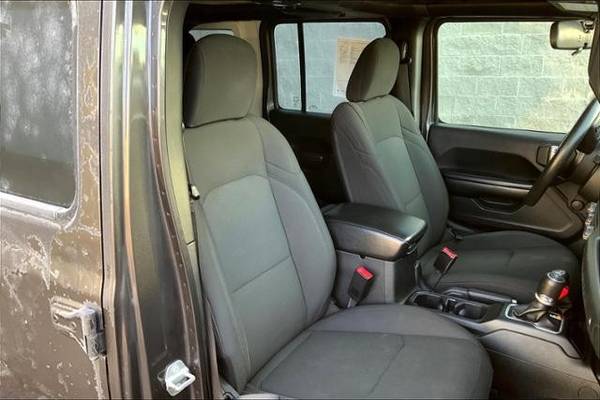 2018 Jeep Wrangler Unlimited 4x4 4WD Sport SUV - - by for sale in Klamath Falls, OR – photo 10