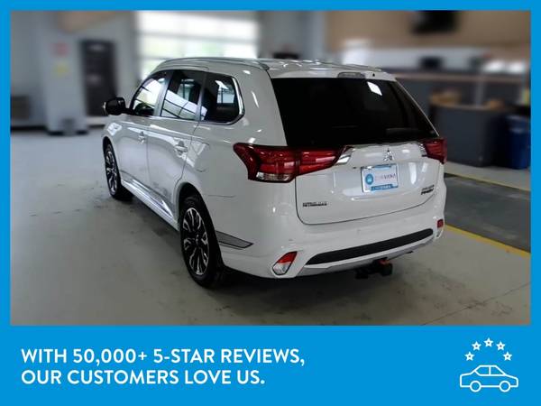 2018 Mitsubishi Outlander PHEV SEL Sport Utility 4D suv White for sale in Manchester, NH – photo 6
