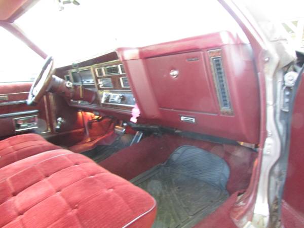 1984 Oldsmobile delta 88 2 door for sale in Yorkville, IL – photo 14