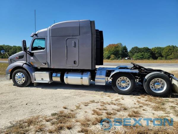 2016 Peterbilt 579 - - by dealer - vehicle automotive for sale in Pomona, MO – photo 4