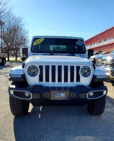2019 Jeep Wrangler Unlimited Sahara 1 Owner w/ 14k Miles! - cars &... for sale in Green Bay, WI – photo 9