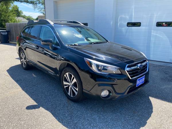 2018 Subaru Outback 2 5i Limited - Amazing Fuel Economy! - cars & for sale in Lincoln, NE – photo 2