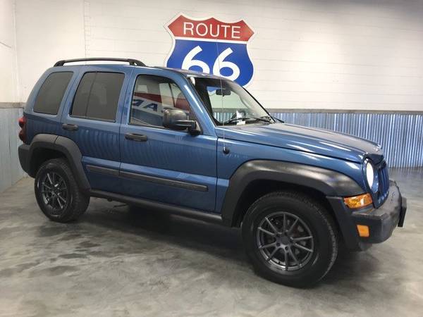 2006 JEEP LIBERTY 4WD! BLACKED OUT WHEELS! PRICED AT A STEAL! for sale in Norman, OK – photo 2