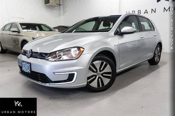 2016 Volkswagen e-Golf SE **1 Owner/Fully Electric/Only 19k Miles** for sale in Portland, OR