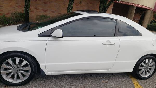 2010 Honda Civic EX Coupe Like NEW! Must SEE! - - by for sale in Baton Rouge , LA – photo 2