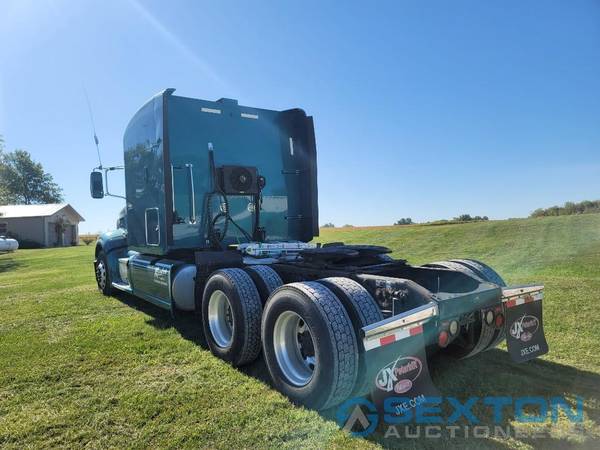 2012 Peterbilt 386 - - by dealer - vehicle automotive for sale in Perryville, MO – photo 5