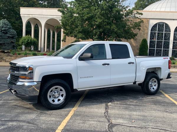 2018 Chevy Silverado Crew Cab 4x4 for sale in Struthers, OH