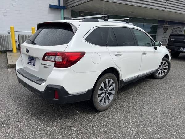 2019 Subaru Outback 3 6R suv Crystal White Pearl for sale in LaFollette, TN – photo 4