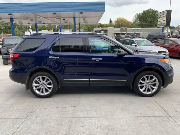 2011 Ford Explorer AWD Limited for sale in Grand Forks, ND – photo 5