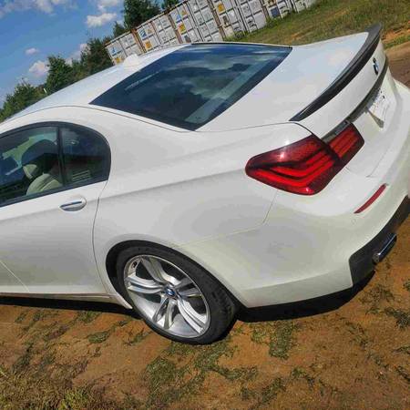 Like New 2013 BMW 750 IL for sale in Oakland, TN – photo 5