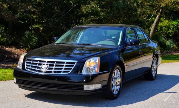 2008 CADILLAC DTS, 4.6L V8, LEATHER, 80K MILES, NEW TIRES, WARRANTY for sale in Wilmington, NC