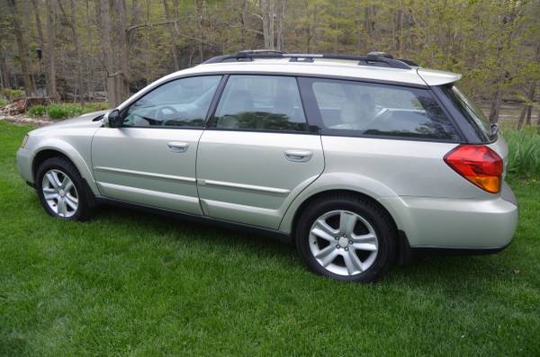 2005 Subaru Outback XT Limited for sale in Erie, PA – photo 4