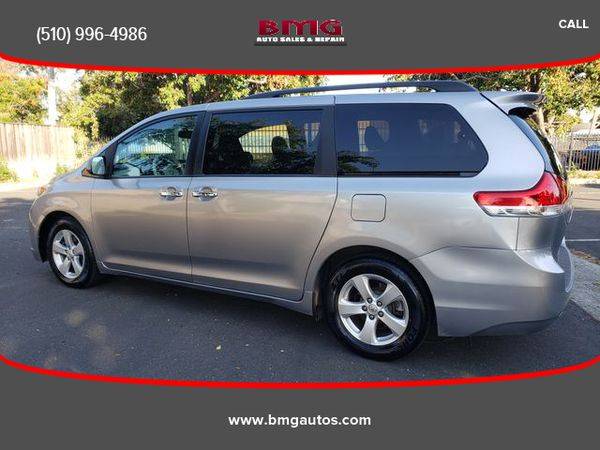 2014 Toyota Sienna LE Minivan 4D for sale in Fremont, CA – photo 4
