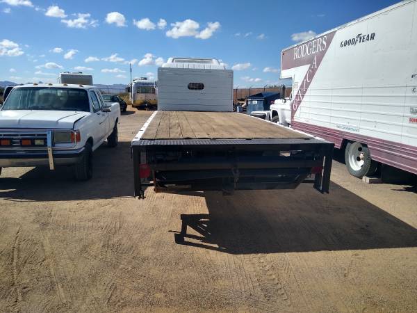 1970 FORD C600 CABOVER W/20' FLATBED & LIFT GATE for sale in Golden Valley, NV – photo 4