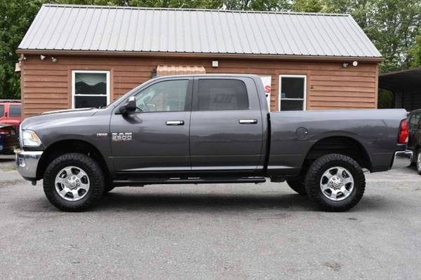 RAM 2500 4wd Lone Star Crew Cab Used Automatic Hemi Pickup Truck V8 for sale in Asheville, NC