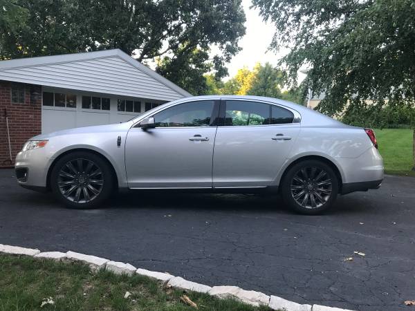 2010 Lincoln MKS EcoBoost (Taurus SHO) CLEAN - - by for sale in Western Springs, IL – photo 5