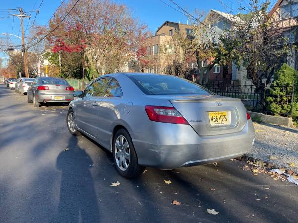 Honda Civic Coupe LX 2009 - cars & trucks - by owner - vehicle... for sale in Jersey City, NJ – photo 5