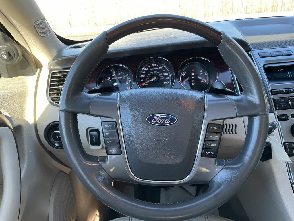 2010 Ford Taurus Limited for sale in Other, MA – photo 5