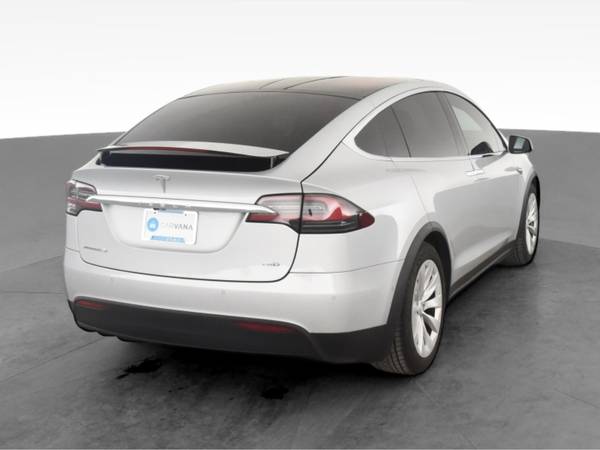 2016 Tesla Model X 75D Sport Utility 4D suv Silver - FINANCE ONLINE... for sale in San Diego, CA – photo 10
