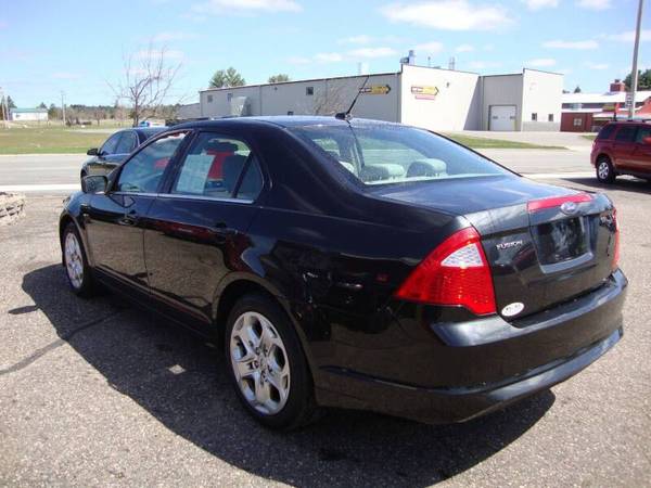 2010 Ford Fusion SE 4dr Sedan 149971 Miles - - by for sale in Merrill, WI – photo 5
