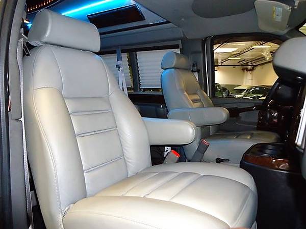 2014 Chevrolet 9 Pass Presidential Regency Conversion Van LIKE NEW for sale in Los Angeles, CA – photo 14