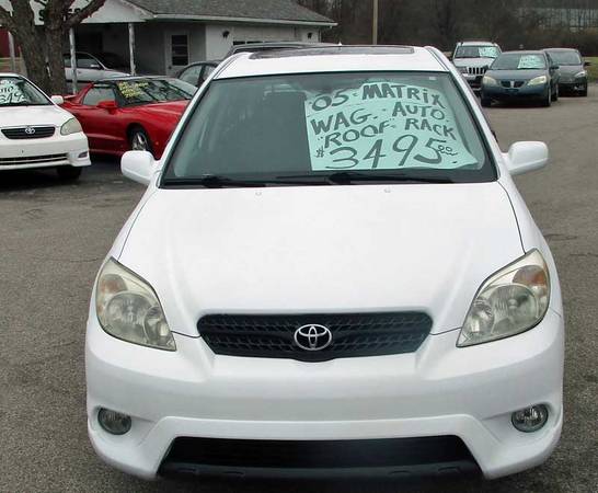 2005 Toyota Matrix XR 4dr white *REDUED* for sale in Louisville, KY – photo 3