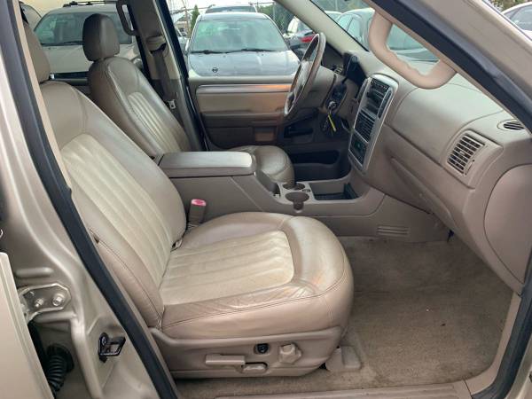 2005 Mercury Mountaineer Premier AWD for sale in Worcester, MA – photo 7