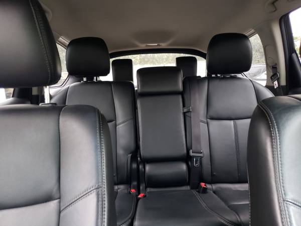 2013 Nissan pathfinder with third row seats for sale for sale in Rochester , NY – photo 5