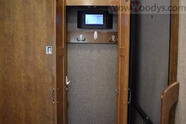 2016 Crossroads Carriage 38SB - - by dealer - vehicle for sale in Chillicothe, MO – photo 21