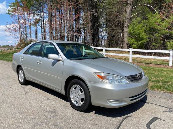 1 Owner Toyota Camry for sale in Hudson, NH – photo 14