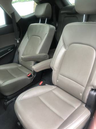 Hyundai Santa Fe 3rd Row Seating for sale in Madison, WI – photo 6