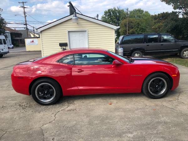 2011 Chevy Camaro 29,000 actual miles for sale in Point Pleasant, WV – photo 6