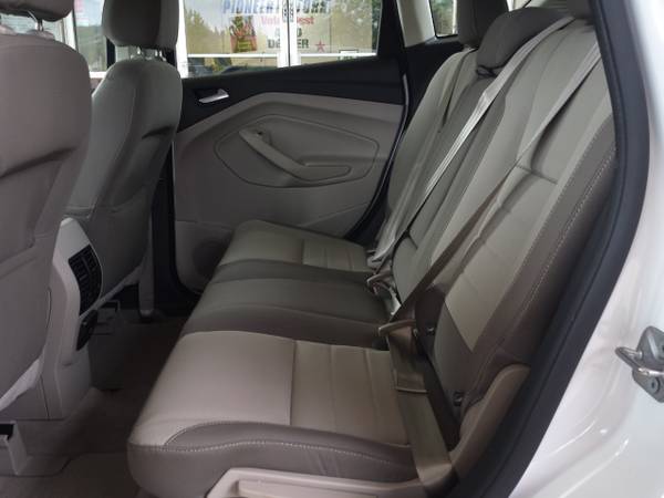 2014 Ford C-Max Hybrid SE - - by dealer - vehicle for sale in Grass Valley, NV – photo 8