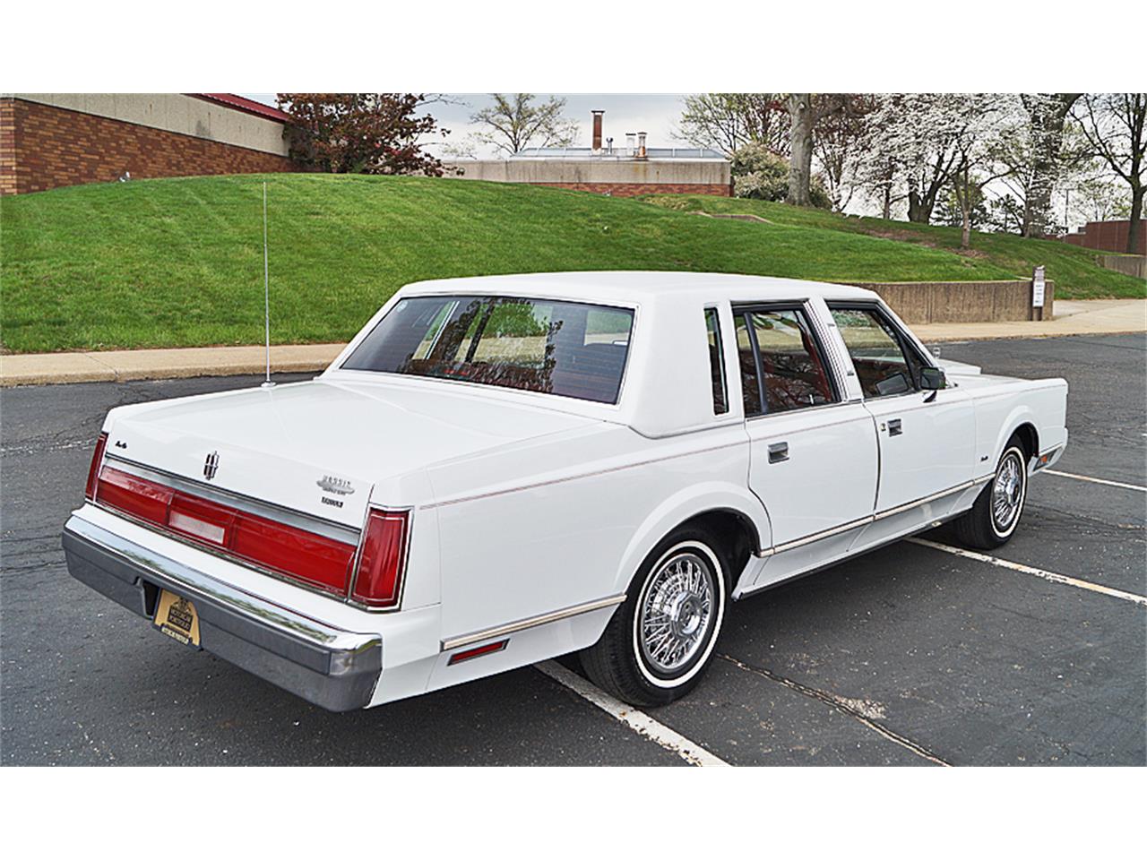 1984 Lincoln Town Car for sale in Canton, OH – photo 8