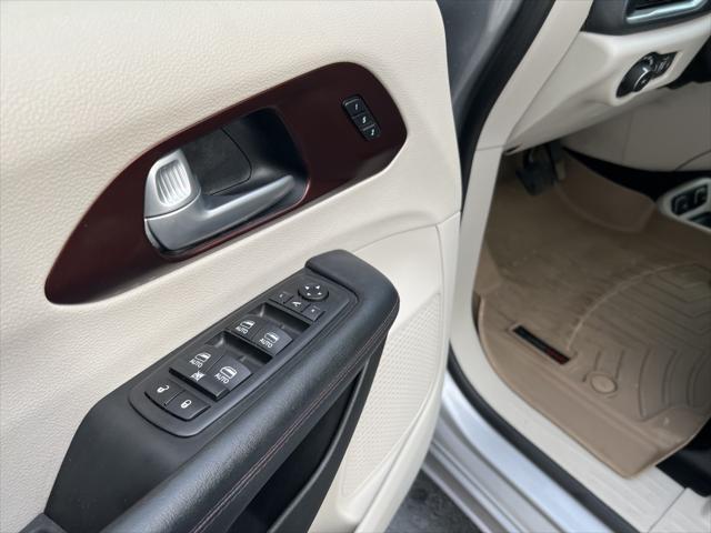 2018 Chrysler Pacifica Limited for sale in Easley, SC – photo 44