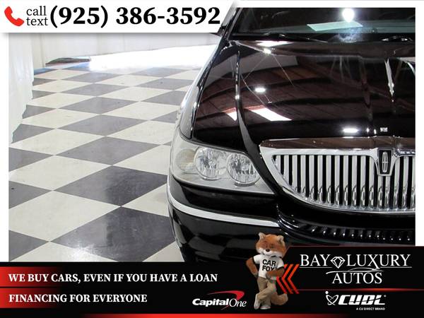 2008 Lincoln Town Car Signature Limited - - by dealer for sale in Dublin, CA – photo 9