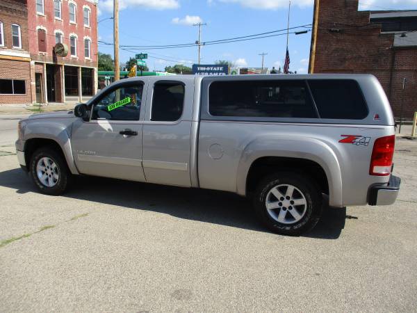 2009 Gmc Sierra 1500 Ext. Cab SLE (4WD) Low Miles! for sale in Dubuque, IA – photo 10