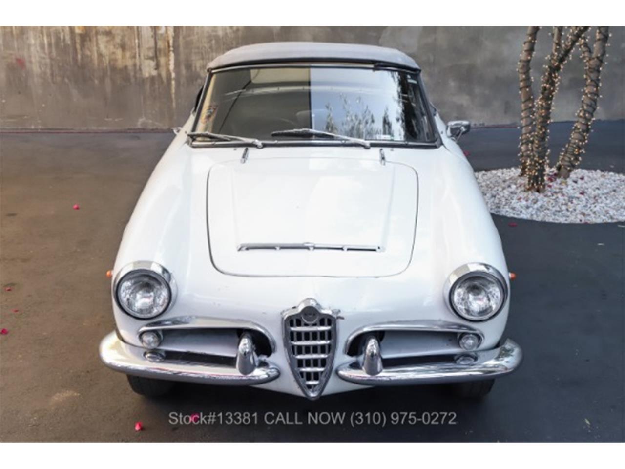 1963 Alfa Romeo Giulietta Spider for sale in Beverly Hills, CA – photo 8