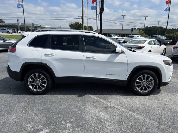 2019 Jeep Cherokee Latitude Plus - - by dealer for sale in Union City , GA – photo 9
